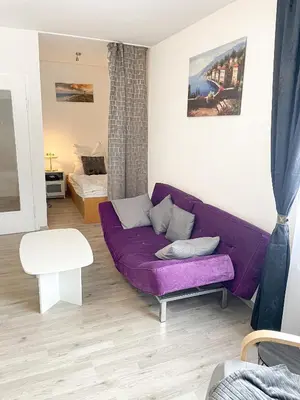 Ein Sitzbereich in der Unterkunft Perfekte 1,5 Wohnung Zentral in Leonberg gegenüber Einkaufzentrum