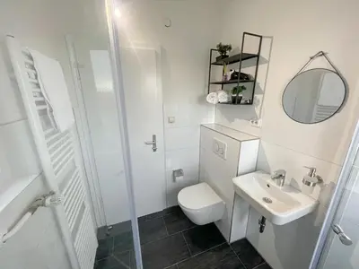 Ein Badezimmer in der Unterkunft Perfekte 1,5 Wohnung Zentral in Leonberg gegenüber Einkaufzentrum