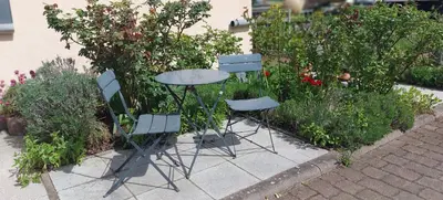 Ein Garten an der Unterkunft Ferienwohnung Freitag