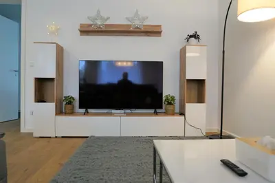 TV/Unterhaltungsangebot in der Unterkunft Mein Apartment, Stars mit Balkon und Klima für bis zu 4 Personen