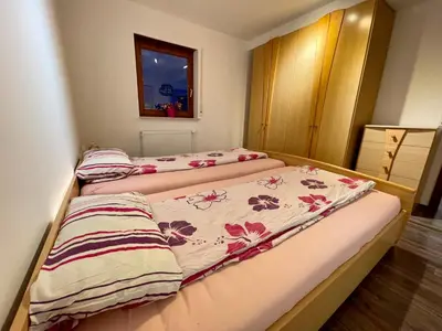 Ein Bett oder Betten in einem Zimmer der Unterkunft Goldstadt Panorama Suite - City Aparament Pforzheim