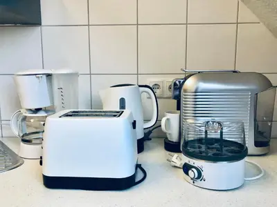 Kaffee-/Teezubehör in der Unterkunft Ferienwohnung Villa Südpfalz mit Fernblick