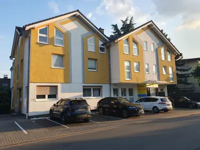 Das Gebäude in dem sich die Ferienwohnung befindet