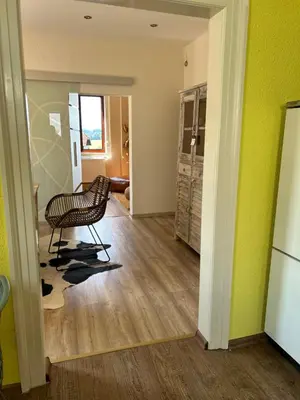 Küche/Küchenzeile in der Unterkunft Nibelungen 4 Zimmer Apartment
