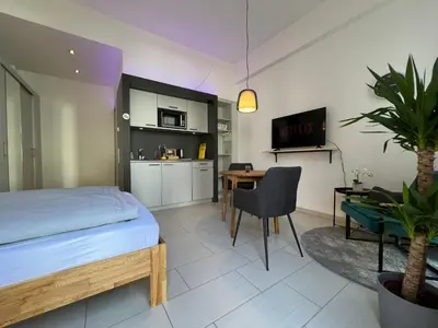 TV/Unterhaltungsangebot in der Unterkunft The East Apartment by Rabe - Parkplatz, Smart-TV, Netflix