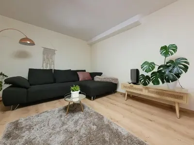 Ein Sitzbereich in der Unterkunft Ferienwohnung Riesling