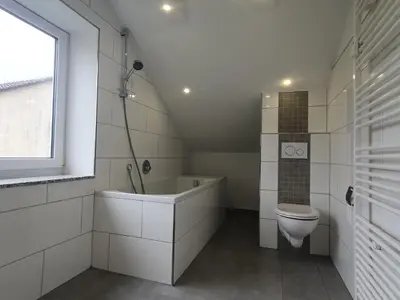 Ein Badezimmer in der Unterkunft ruhige und moderne 2-Zi. Wohnung