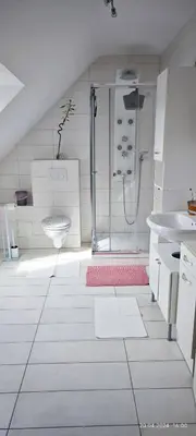 Ein Badezimmer in der Unterkunft Urlaub am Rhein Speyer Hockenheim