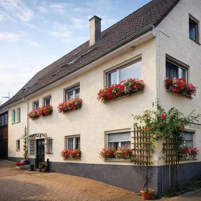 Das Gebäude in dem sich das Privatzimmer befindet
