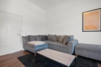 Ein Sitzbereich in der Unterkunft BackHome - SUITE XL - Parkhaus - Fantastische Schlosslage - SmartTV - Waschmaschine - Netflix - 90qm - 24h Checkin - Apartment 2