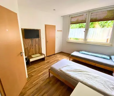 TV/Unterhaltungsangebot in der Unterkunft 4RENT Apartments - Monteurzimmer