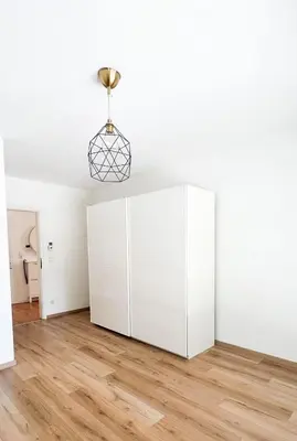 Grundriss der Unterkunft 2 ZKB Apartment in Mannheim Küche - Parken - Großer TV