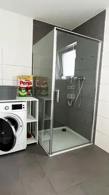 Grundriss der Unterkunft 2 ZKB Apartment in Mannheim Küche - Parken - Großer TV
