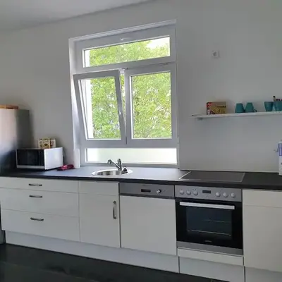 2.OG/Altbau-Wohnung top-saniert/4-Zimmer/Weststadt