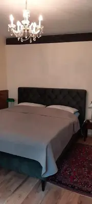 Ein Bett oder Betten in einem Zimmer der Unterkunft Altstadtapartment Rochusstraße