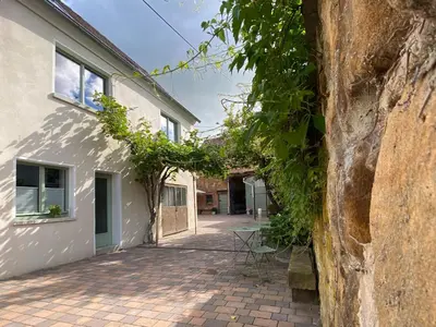 Das Gebäude in dem sich die Ferienwohnung befindet