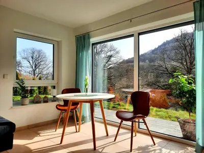 Ein allgemeiner Bergblick oder ein Berglick von der Ferienwohnung aus