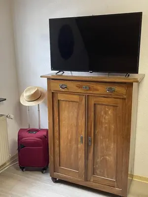 TV/Unterhaltungsangebot in der Unterkunft Schicke Ferien- und Monteurswohnung 53 qm Philippsburg