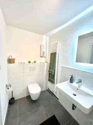Ein Badezimmer in der Unterkunft Vyne Apartments - Studio - Privater Hof - Parkplatz - nahe Weinstraße