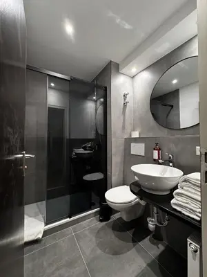 Ein Badezimmer in der Unterkunft Hotel Luisenpark