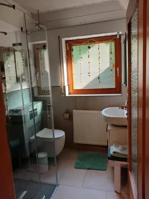 Ein Badezimmer in der Unterkunft Beim Schlafwandler