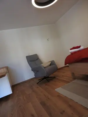 Ein Sitzbereich in der Unterkunft Einzel- Monteurzimmer barrierfrei