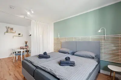 Ein Sitzbereich in der Unterkunft Amalfi Apartments A01 - gemütliche 2 Zi-Wohnung mit Boxspringbetten und smart TV