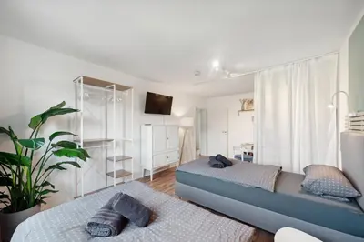 TV/Unterhaltungsangebot in der Unterkunft Amalfi Apartments A01 - gemütliche 2 Zi-Wohnung mit Boxspringbetten und smart TV
