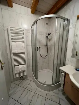 Ein Badezimmer in der Unterkunft Glattbacher Hof
