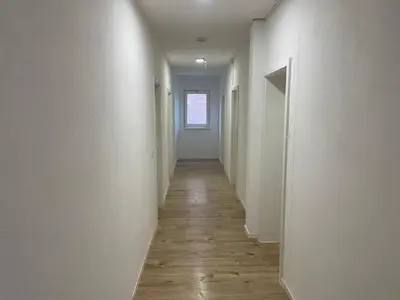 Grundriss der Unterkunft Timeless: Große Moderne 4 Zimmer Wohnung