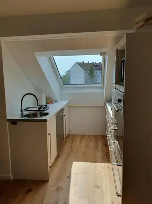 Küche/Küchenzeile in der Unterkunft 4.OG/Maisonette-Wohnung neu/4-Zimmer/Weststadt