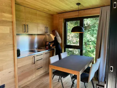 Küche/Küchenzeile in der Unterkunft Bergchalet auf Stelzen