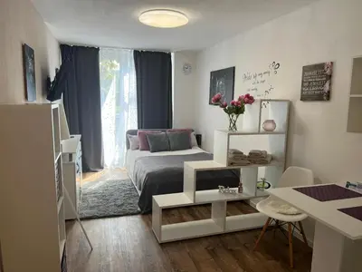 Ein Sitzbereich in der Unterkunft Business Appartement in Mainz Bretzenheim