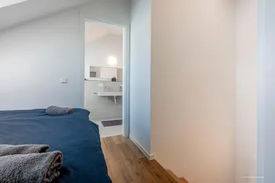 Ein Bett oder Betten in einem Zimmer der Unterkunft XXL Design-Appartement Artdesign - 8 Pers - nähe Speyer Mannheim Heidelberg