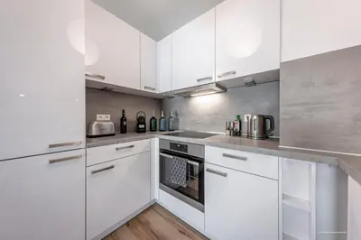 Küche/Küchenzeile in der Unterkunft XXL Design-Appartement Artdesign - 8 Pers - nähe Speyer Mannheim Heidelberg