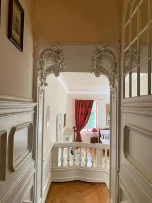 Ein Bett oder Betten in einem Zimmer der Unterkunft Schloss Langenzell, Fürstensuite
