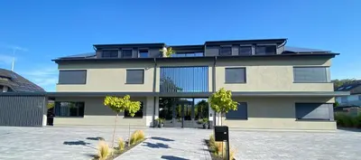 Das Gebäude in dem sich die Ferienwohnung befindet