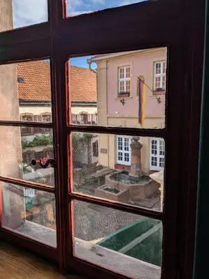 Das Gebäude in dem sich die Ferienwohnung befindet