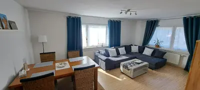 Ein Sitzbereich in der Unterkunft Ferienwohnung Ilona