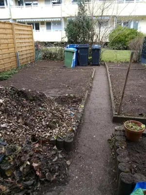 Ein Garten an der Unterkunft Mc Home Pfungstadt