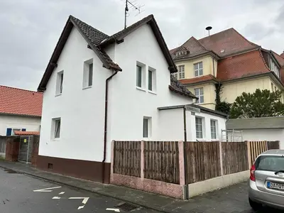 Das Gebäude in dem sich das Bed & Breakfast befindet