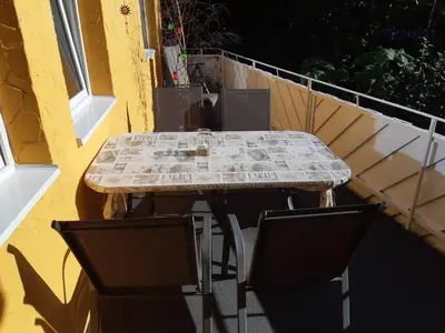 Ein Balkon oder eine Terrasse in der Unterkunft Ferienwohnung Antjes Odenwaldzauber