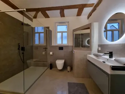 Ein Badezimmer in der Unterkunft Casa Linda, luxuriöse Ferienwohnung im Grünen