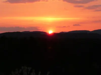 Blick auf den Sonnenuntergang/Sonnenaufgang von des Hotels aus oder aus der Nähe