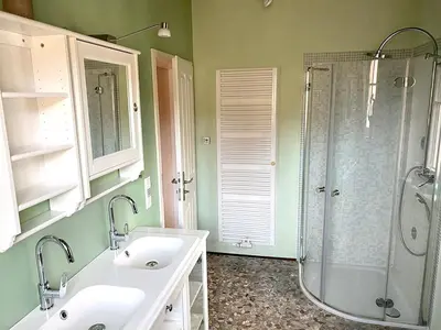 Ein Badezimmer in der Unterkunft Fachwerkhaus mit Sauna & Kamin in St Martin