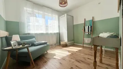 Ein Sitzbereich in der Unterkunft Gemütlicher Bungalow in Stadtnähe