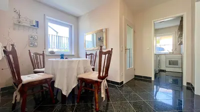 Küche/Küchenzeile in der Unterkunft Gemütlicher Bungalow in Stadtnähe