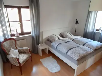 Ein Bett oder Betten in einem Zimmer der Unterkunft Ferienwohnung Marell