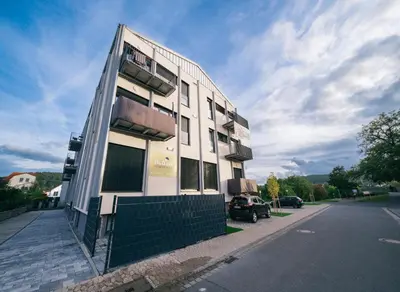 Das Gebäude in dem sich die Ferienwohnung befindet