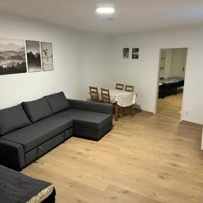 5-room apartment (120 sqm) with 2 bathrooms